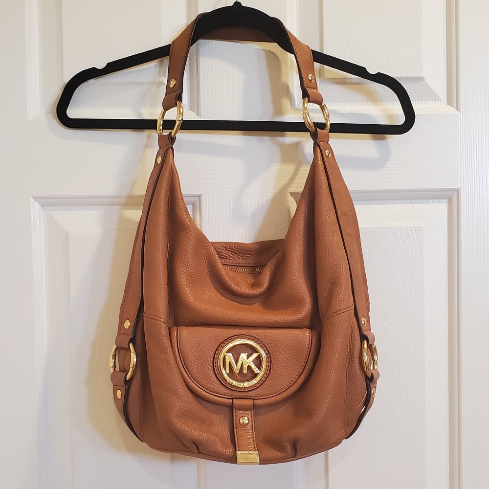 Michaels Kors Bucket Bag